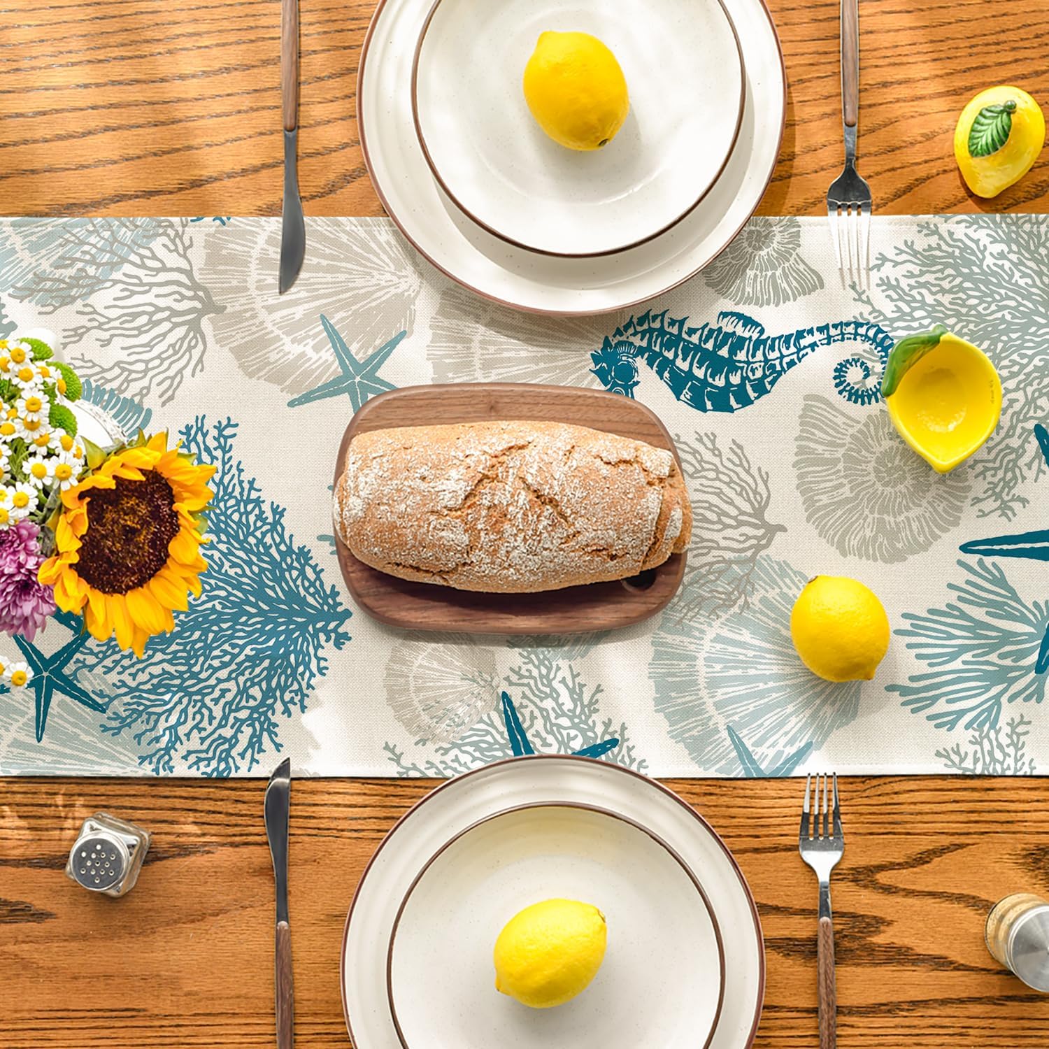 Artoid Mode Seahorses Shells Starfish Coral Oceans Summer Table Runner, Spring Kitchen Dining Table Decoration for Home Party Decor