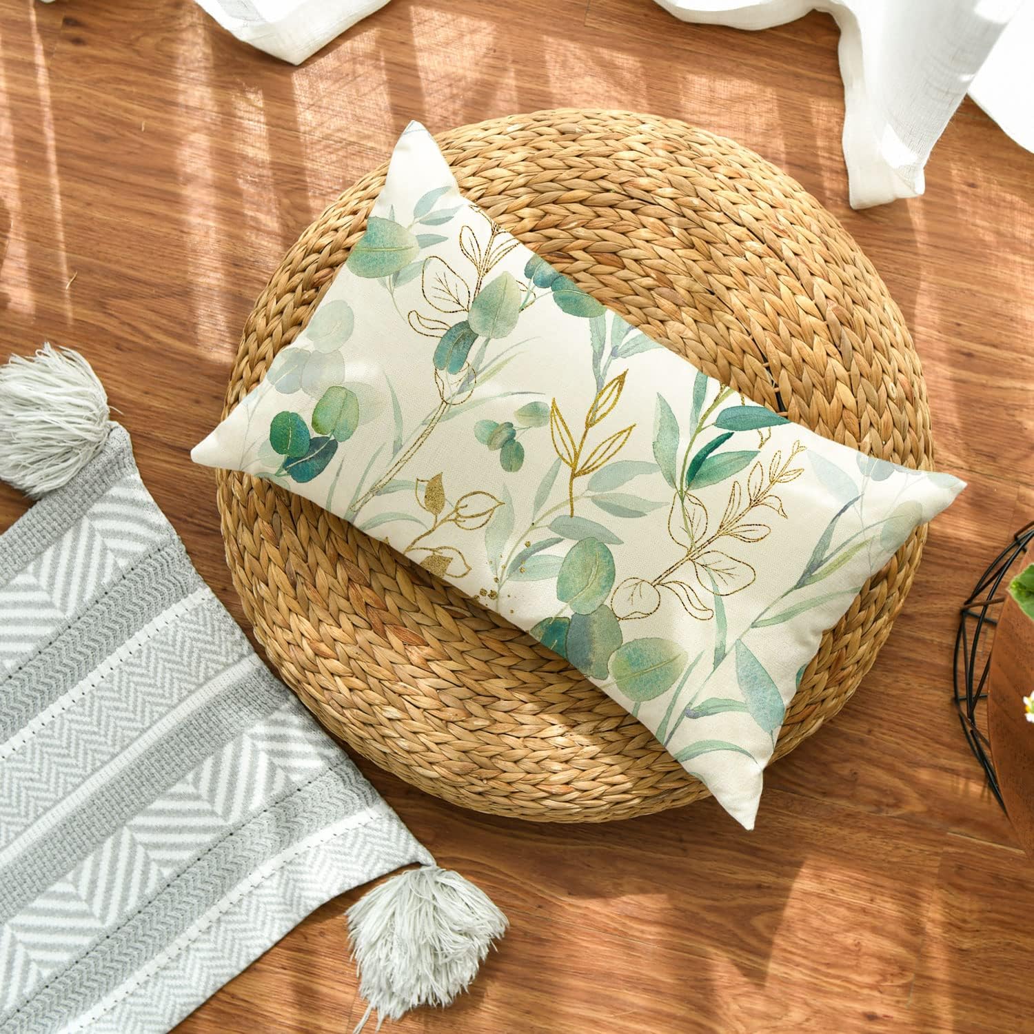 Artoid Mode Green Eucalyptus Leaves-Cushion Cover, 30x50 cm Seasonal Decorative Pillow Case Cover Sofa Living Room Decor